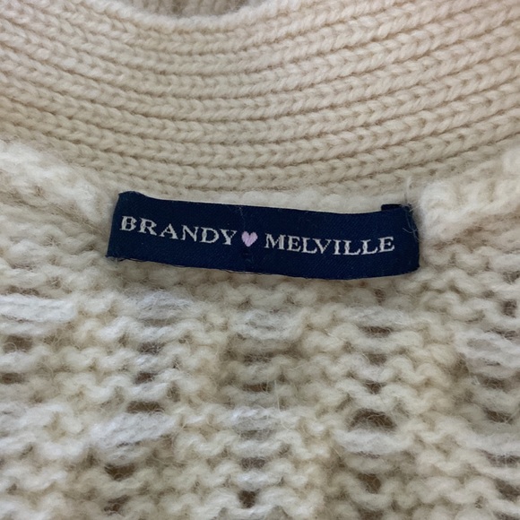 Brandy Melville Cream Button Up Cardigan - Picture 4 of 5